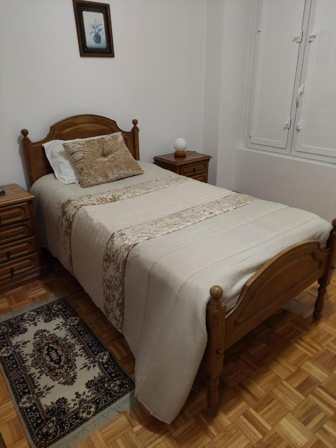 Residencial Real - Antiga Rosas Bed & Breakfast Vila Real Exterior photo